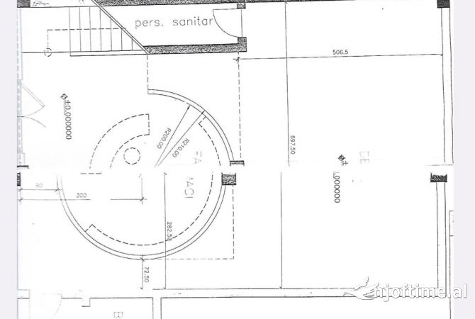 JEPET ME QERA AMBJENT BIZNESI 220M2 5000 EURO MYSLYM SHYRI