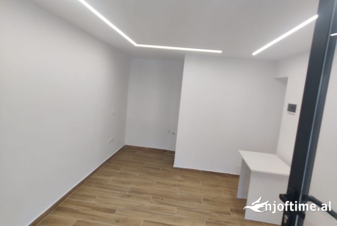 JEPET ME QERA DYQAN 20M2 500 EURO BULEVARDI MIGJENI