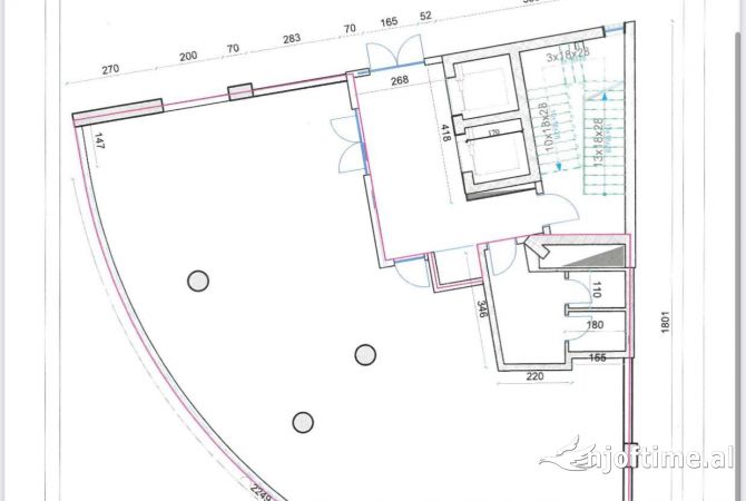 JEPET ME QERA ZYRE 200M2 2600 EURO RRUGA E KAVAJES