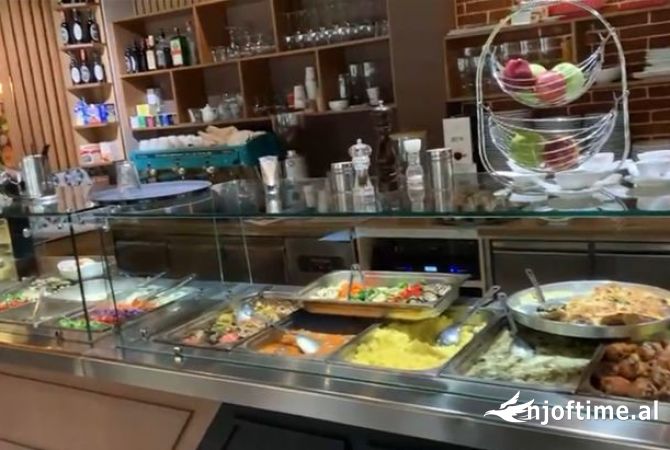 JEPET ME QERA AMBJENT PIZZA -KAFE I IMVESTUAR 160M2 1500 EURO LAPRAKE