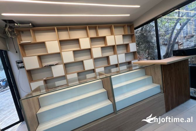 JEPET ME QERA DYQAN  25M2 300 EURO DON BOSKO