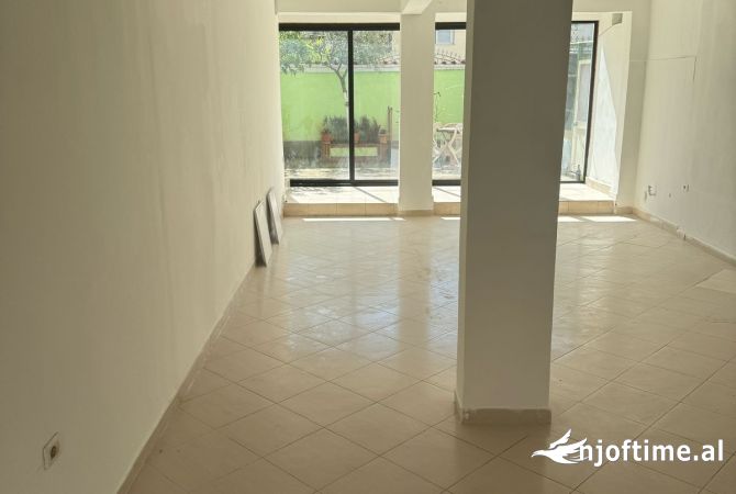 JEPET ME QERA DYQAN 65M2 650 EURO DON BOSKO