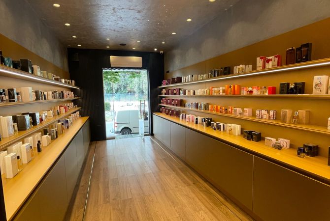 JEPET ME QERA DYQAN BUZE RRUGE 70M2 1500 EURO STADIUMI DINAMO