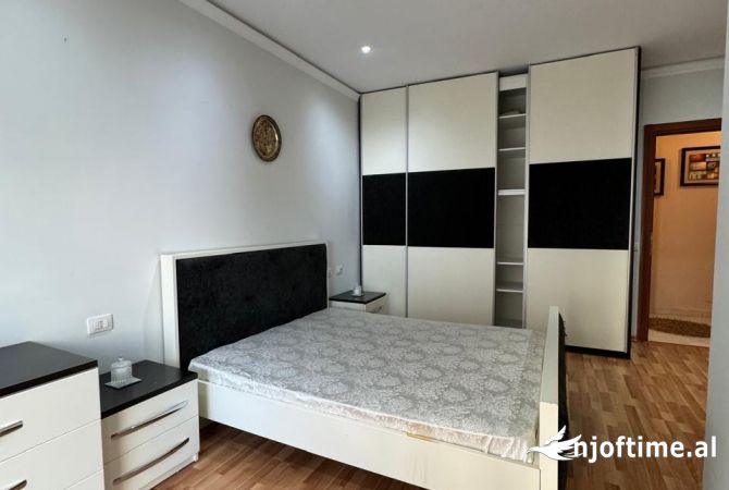 Apartament me qira