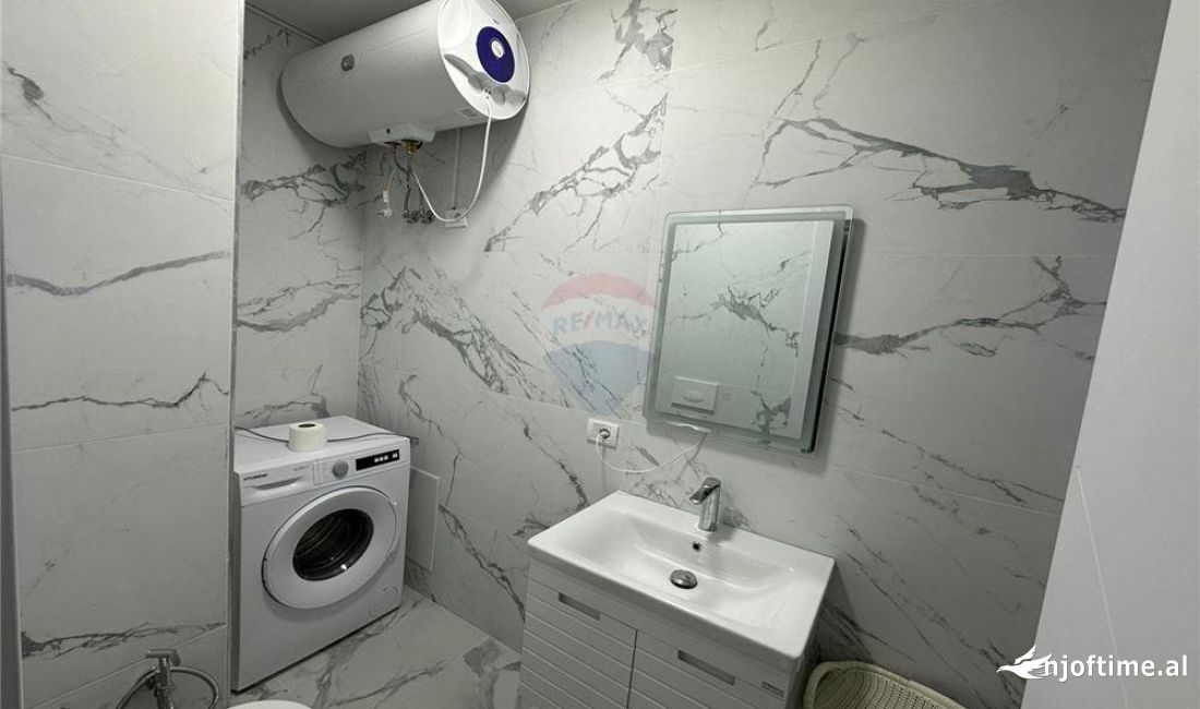 Shtepi me qera Apartament ne Tirane, 2+1, Mobilimi E mobiluar, Pagesa 600  Euro.