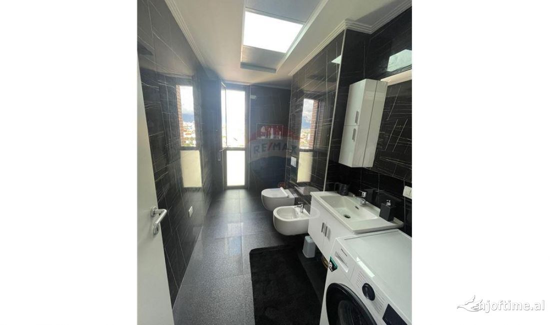 Shtepi me qera Apartament ne Tirane, 2+1, Mobilimi E mobiluar, Pagesa 750  Euro.