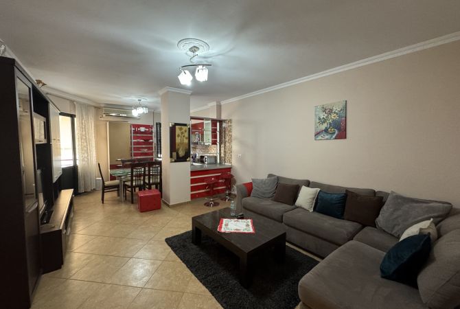 Shtepi me qera Apartament ne Tirane, 2+1, Mobilimi E mobiluar, Pagesa 500  Euro.