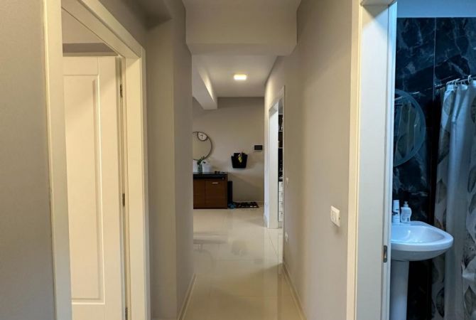 Shtepi me qera Apartament ne Tirane, 1+1, Mobilimi E mobiluar, Pagesa 800  Euro.