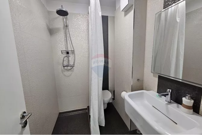 Shtepi me qera Apartament ne Tirane, 1+1, Mobilimi E mobiluar, Pagesa 700  Euro.