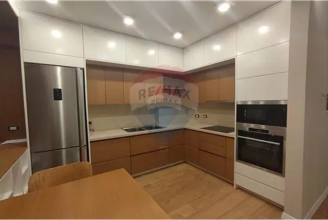 apartament tek kompleksi kontakt