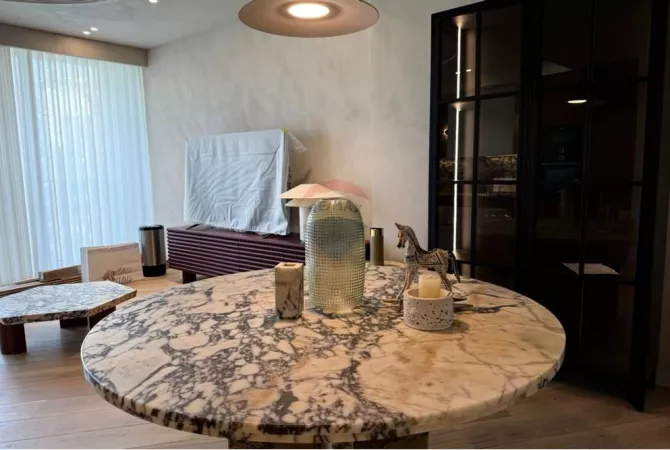 Shtepi me qera Apartament ne Tirane, 2+1, Mobilimi E mobiluar, Pagesa 2,500  Euro.