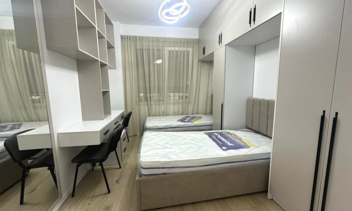 Shtepi me qera Apartament ne Tirane, 2+1, Mobilimi E mobiluar, Pagesa 1,000  Euro.
