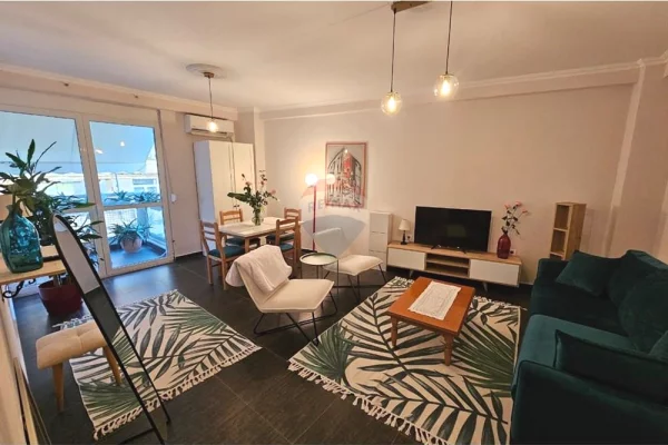 Shtepi me qera 2+1 ne Tirane - 850 Euro