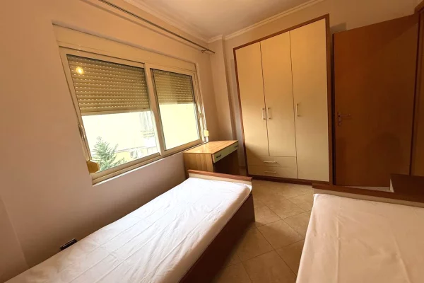 Shtepi me qera Apartament ne Tirane, 2+1, Mobilimi E mobiluar, Pagesa 600  Euro.