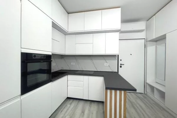 Shtepi me qera Apartament ne Tirane, 2+1, Mobilimi E mobiluar, Pagesa 800  Euro.
