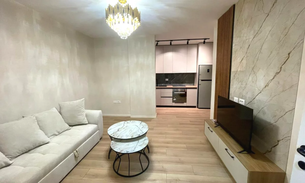 Shtepi me qera Apartament ne Tirane, 2+1, Mobilimi E mobiluar, Pagesa 550  Euro.