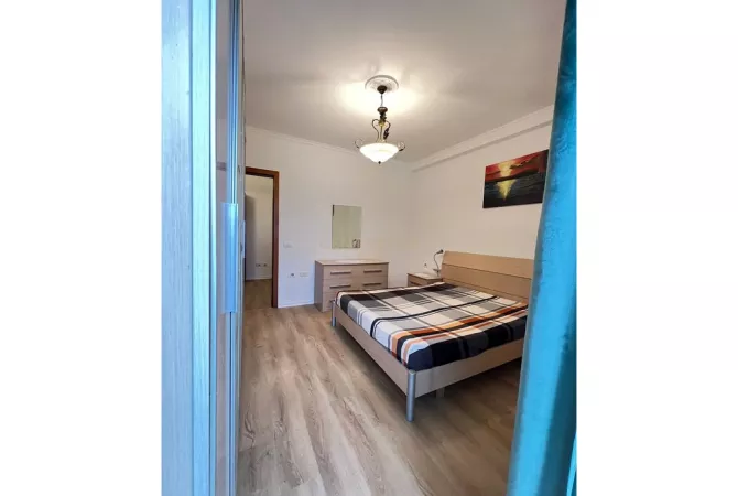 Shtepi me qera Apartament ne Tirane, 1+1, Mobilimi E mobiluar, Pagesa 400  Euro.