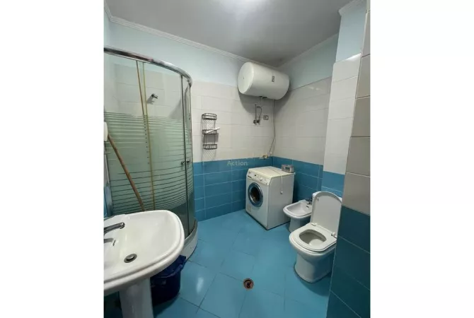 Shtepi ne shitje Apartament ne Tirane, 1+1, Mobilimi E mobiluar, Pagesa 109,000  Euro.