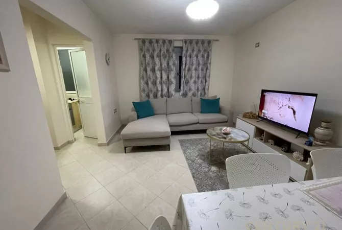 Shtepi ne shitje 1+1 ne Tirane - 84,000 Euro