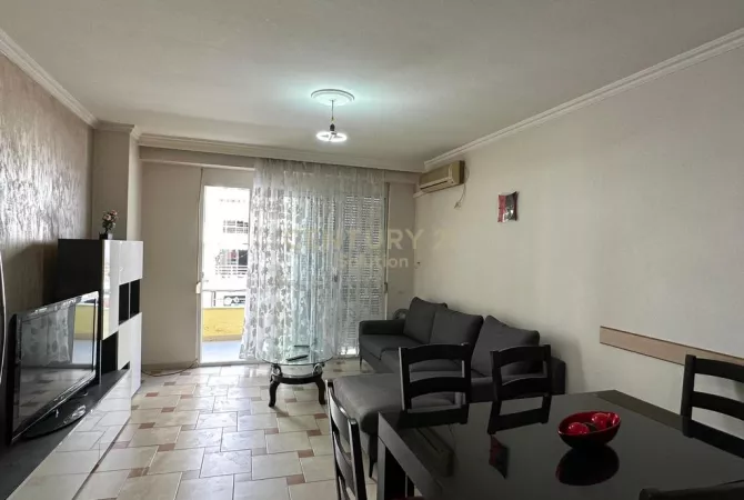 Shtepi ne shitje Apartament ne Tirane, 2+1, Mobilimi E mobiluar, Pagesa 147,000  Euro.
