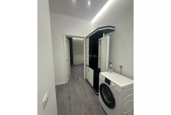 Shtepi me qera Apartament ne Tirane, 1+1, Mobilimi E mobiluar, Pagesa 800  Euro.