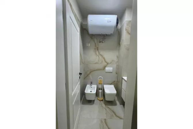 Shtepi me qera Apartament ne Tirane, 2+1, Mobilimi E mobiluar, Pagesa 900  Euro.