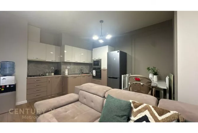   QERA, APARTAMENT2+1+2 NE RRUGEN E ELBASANIT !       Metropol124281