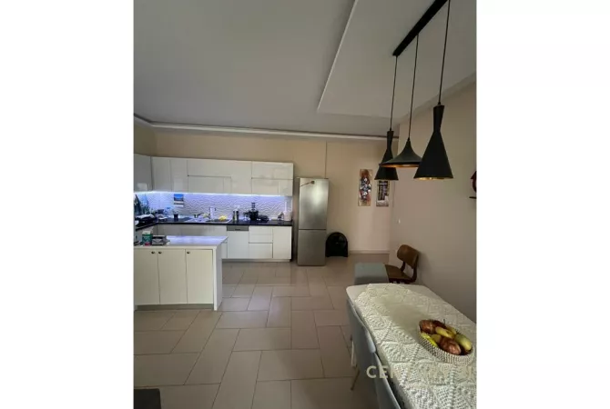 Shtepi ne shitje 2+1 ne Tirane - 185,000 Euro