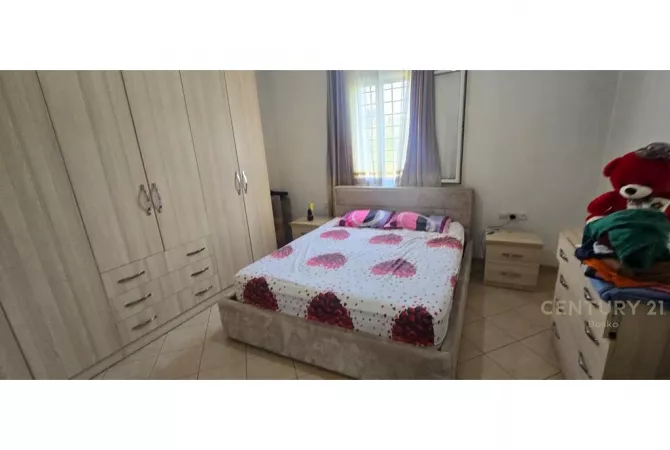 Shtepi ne shitje Shtepi Private ne Tirane, 3+1, Mobilimi E mobiluar, Pagesa 170,000  Euro.