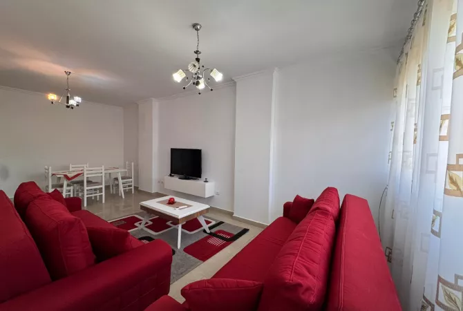 Shtepi me qera Apartament ne Tirane, 3+1, Mobilimi E mobiluar, Pagesa 700  Euro.
