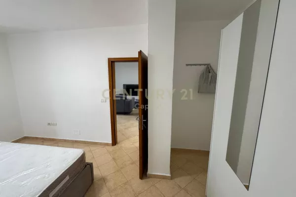 Shtepi me qera Apartament ne Tirane, 1+1, Mobilimi E mobiluar, Pagesa 500  Euro.