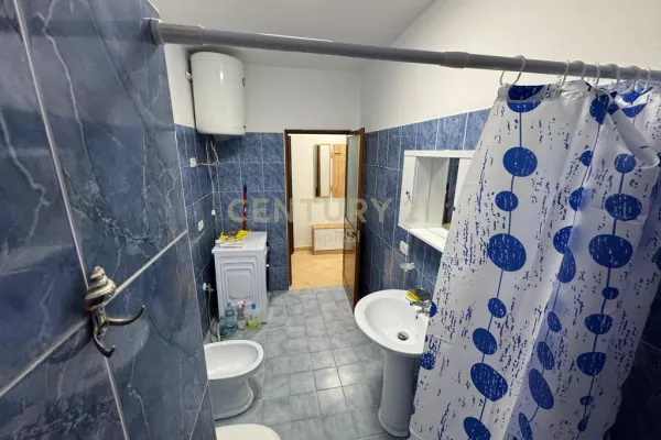 Shtepi me qera Apartament ne Tirane, 1+1, Mobilimi E mobiluar, Pagesa 500  Euro.