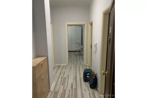 Shtepi ne shitje Apartament ne Tirane, 2+1, Mobilimi E mobiluar, Pagesa 135,000  Euro.