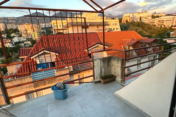 Papafingo 1+1 me qira 35.000 leke tek Rruga Muhamet Deliu