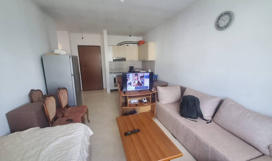 Shtepi ne shitje Apartament ne Tirane, 2+1, Mobilimi Bosh, pa mobiluar, Pagesa 78,000  Euro.