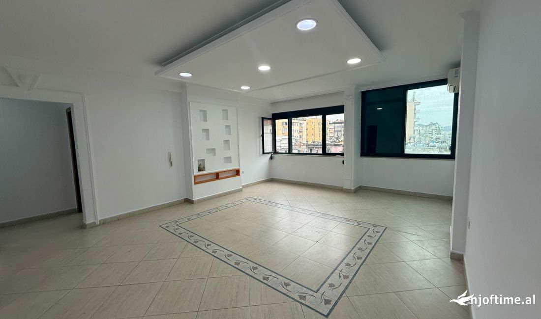 Jepet qira ambient zyrash ne Bllok!