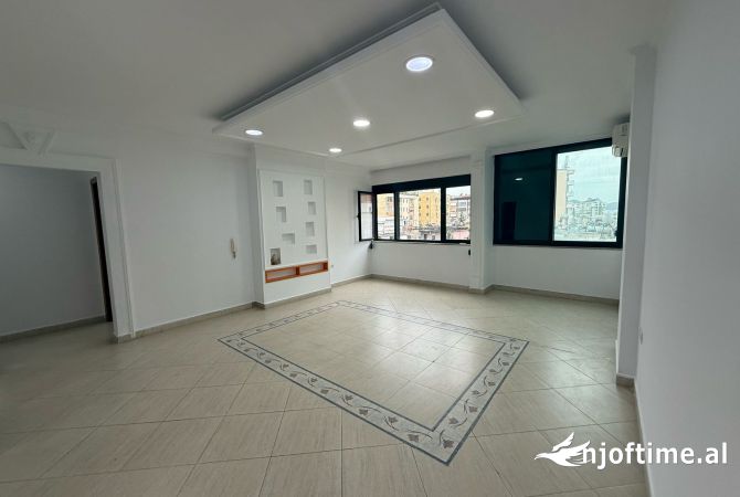 Business Property for Rent 3+1 in Tirana - 1,700 Euro