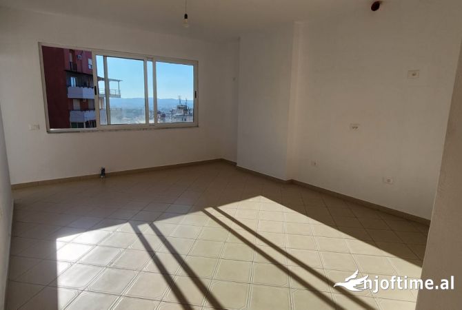 Apartament 1+1 per shitje tek Rruga e Teleferikut