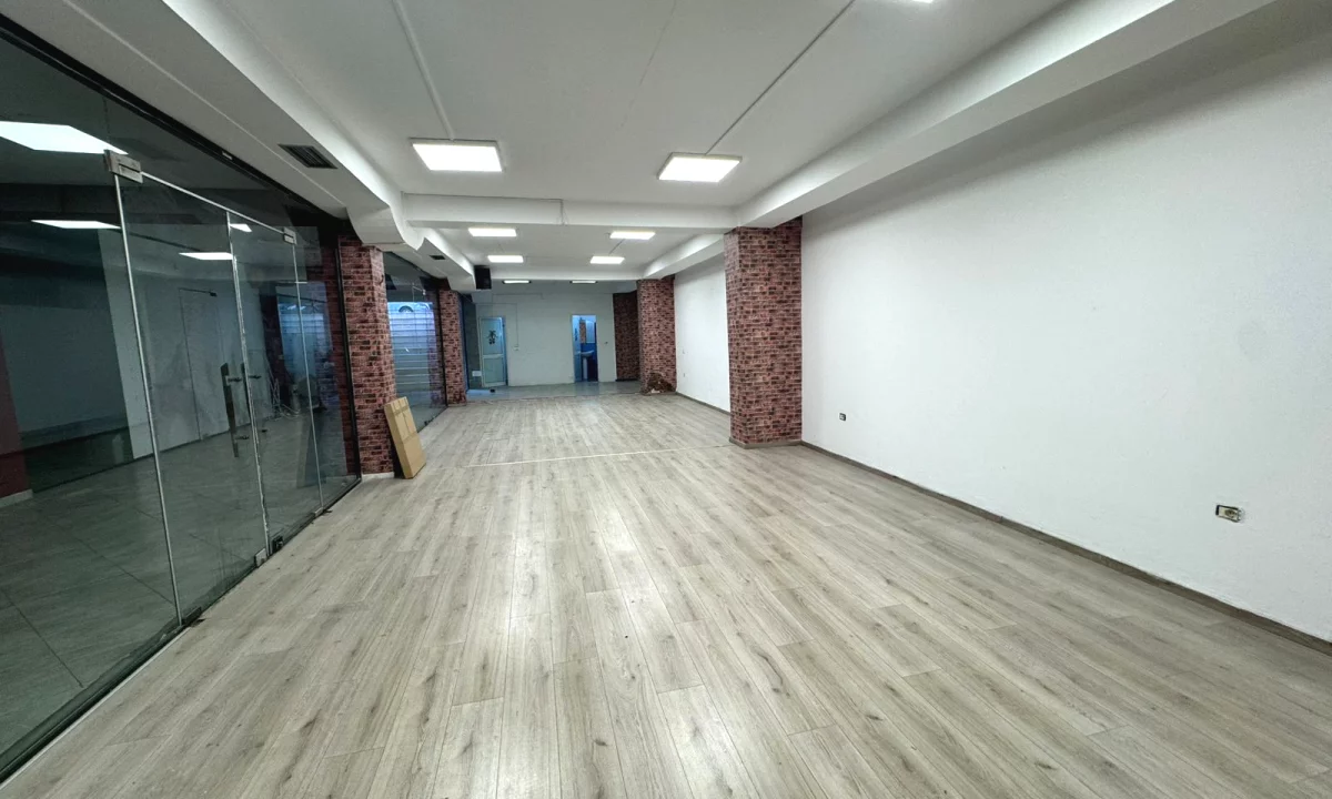 Ambient biznesi me qira!