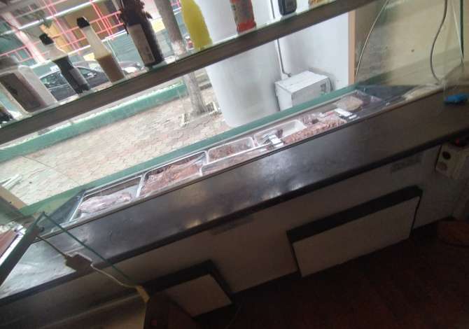 Pajisje biznesi ne shitje 2+1 ne Tirane - 10,000 Euro