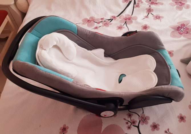 Veshje dhe Aksesor per Femije ne Tirane - 3,000 Leke