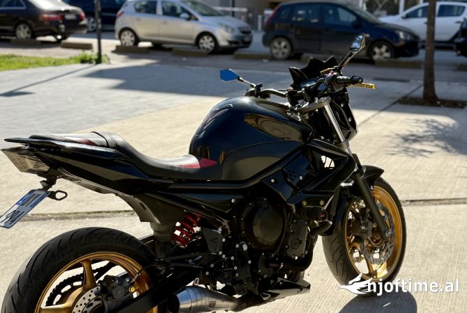 Yamaha XJ6