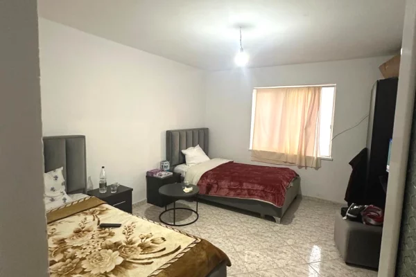 Shtepi ne shitje Apartament ne Sarande, 2+1, Mobilimi E mobiluar, Pagesa 154,000  Euro.