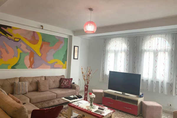 Shtepi me qera 2+1 ne Tirane - 600 Euro