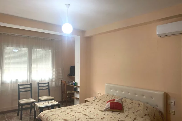 Shtepi me qera Vila Luksoze ne Tirane, 2+1, Mobilimi E mobiluar, Pagesa 600  Euro.