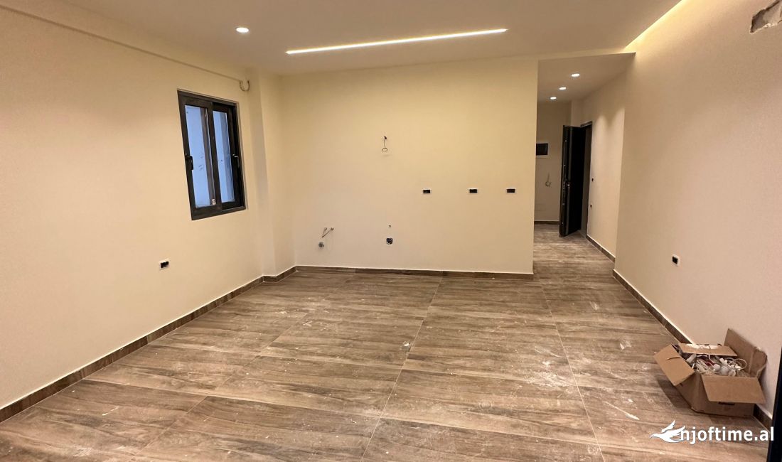 Appartamento in vendita a Santa Quaranta 1+1, Vuoto