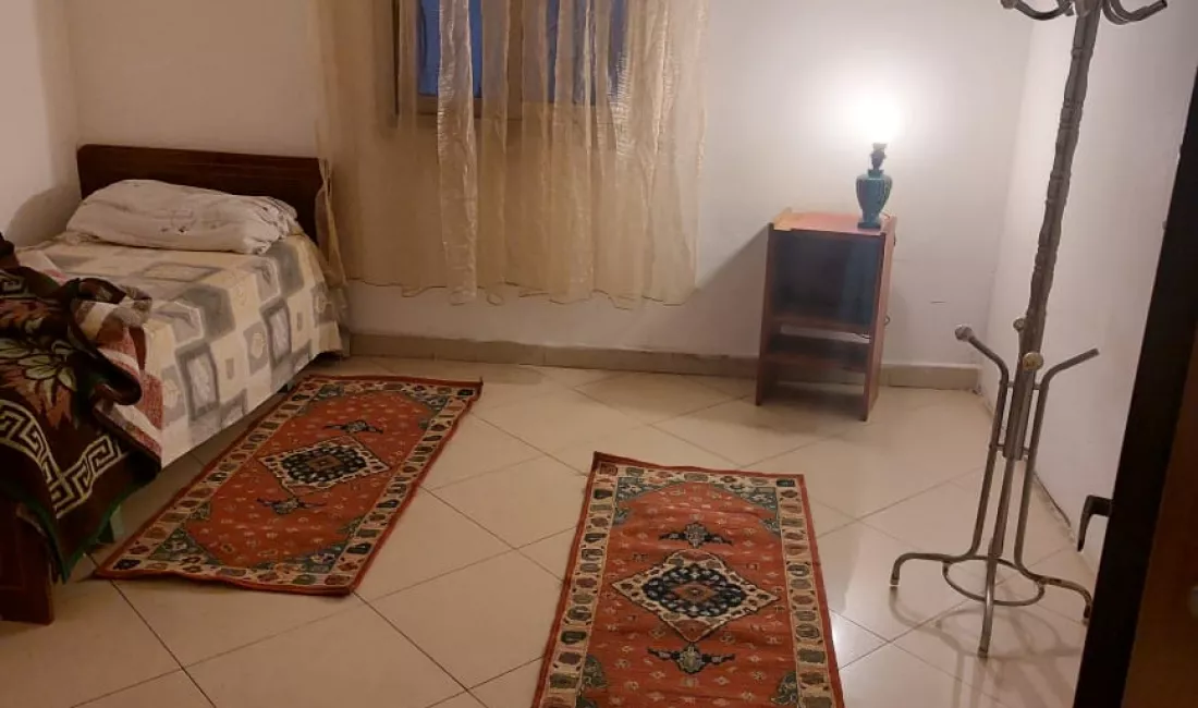 Shtepi me qera Apartament ne Tirane, Garsoniere, Mobilimi E mobiluar, Pagesa 150  Euro.