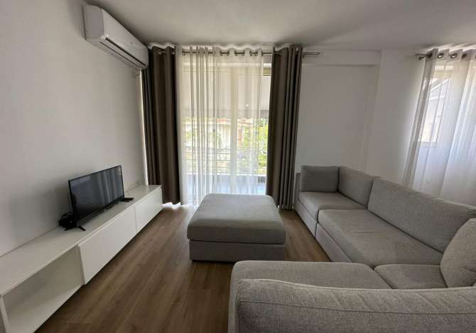 Shtepi me qera Apartament ne Tirane, 2+1, Mobilimi E mobiluar, Pagesa 400  Euro.