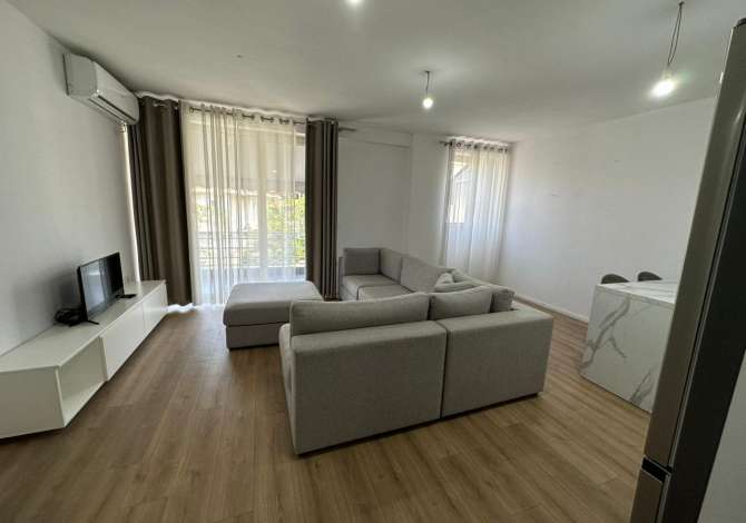 Shtepi me qera Apartament ne Tirane, 2+1, Mobilimi E mobiluar, Pagesa 400  Euro.
