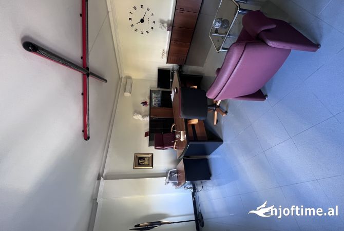 JEPET ME QERA AMBIENT ZYRE!